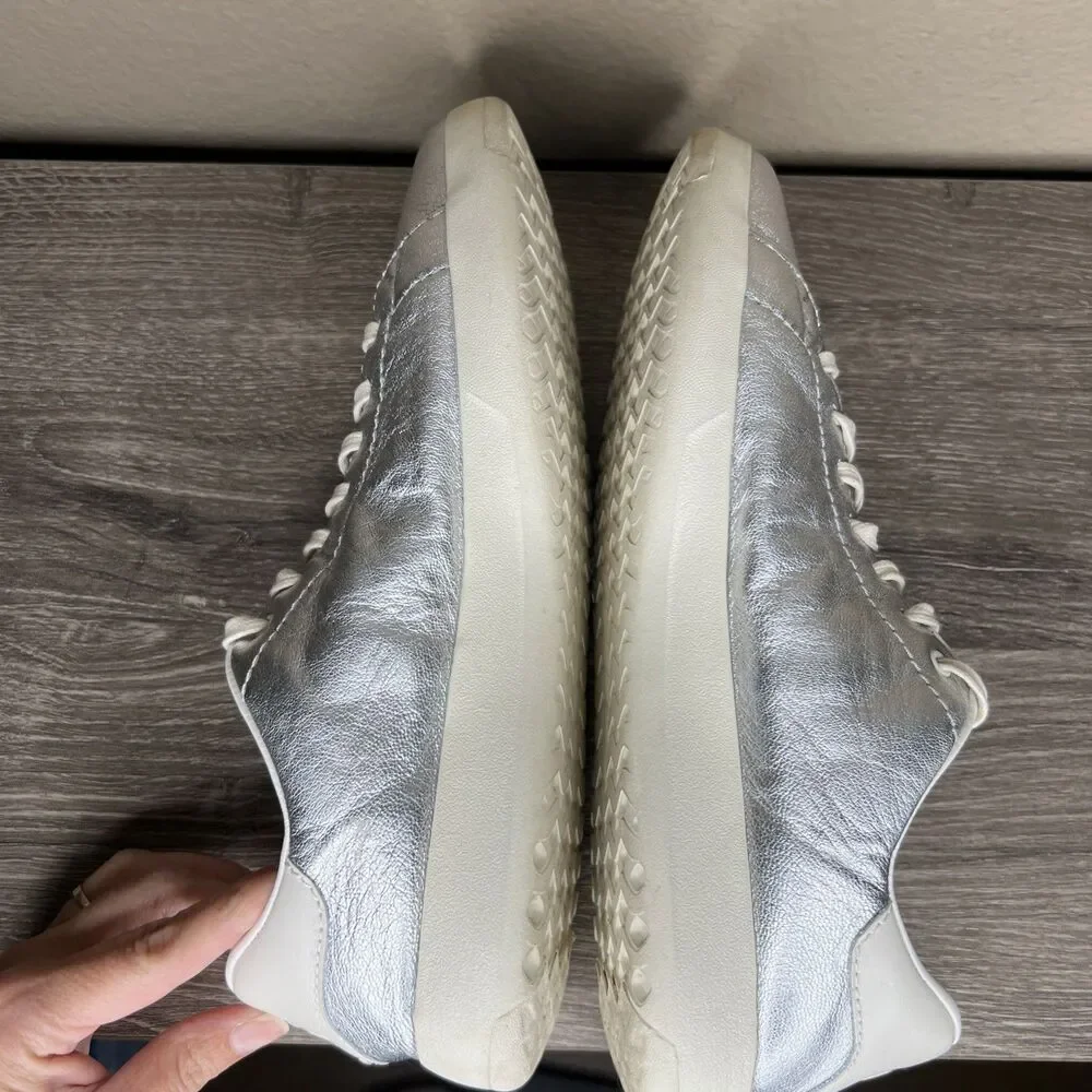 Cole Haan Grand Series Leather Sneakers Womens 9.5 B Silver Metallic Shoes